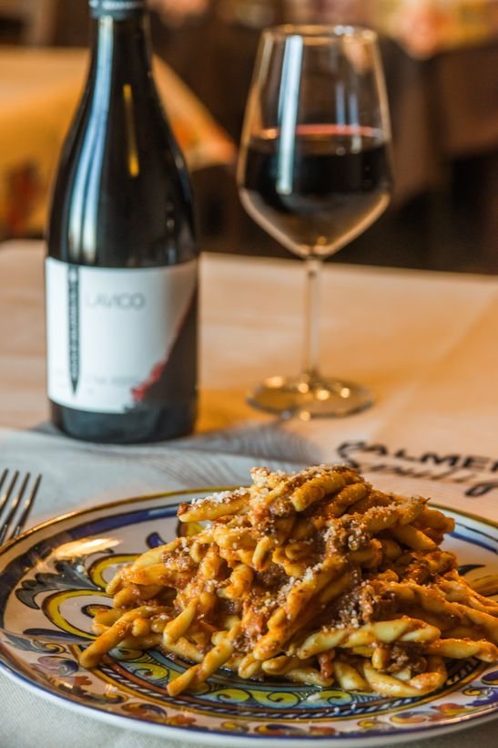 Maccheroncini al ragù di cinghiale